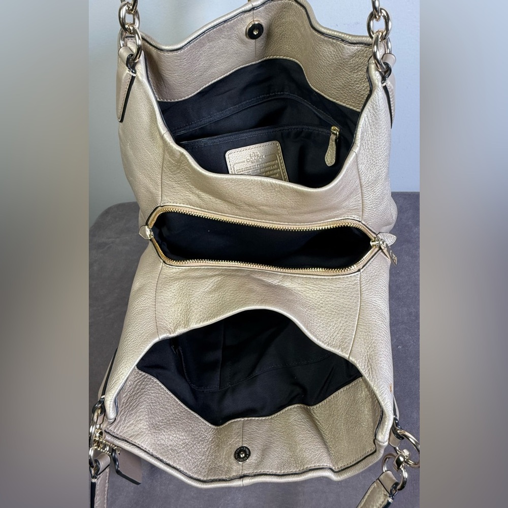 Coach Madison Phoebe shoulder tote bag pebbled leather metallic light gold EUC - Picture 14 of 16